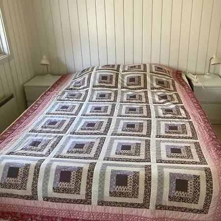 Cozy And Well-appointed Summer House In * Hornbaek