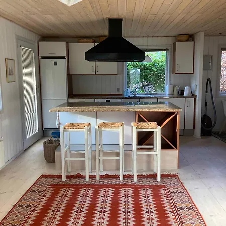 Cozy And Well-appointed Summer House In